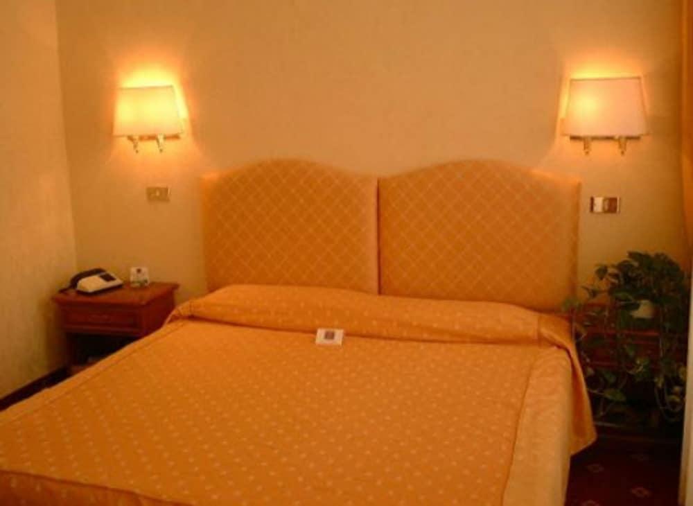 Hotel Gh San Giusto Rom